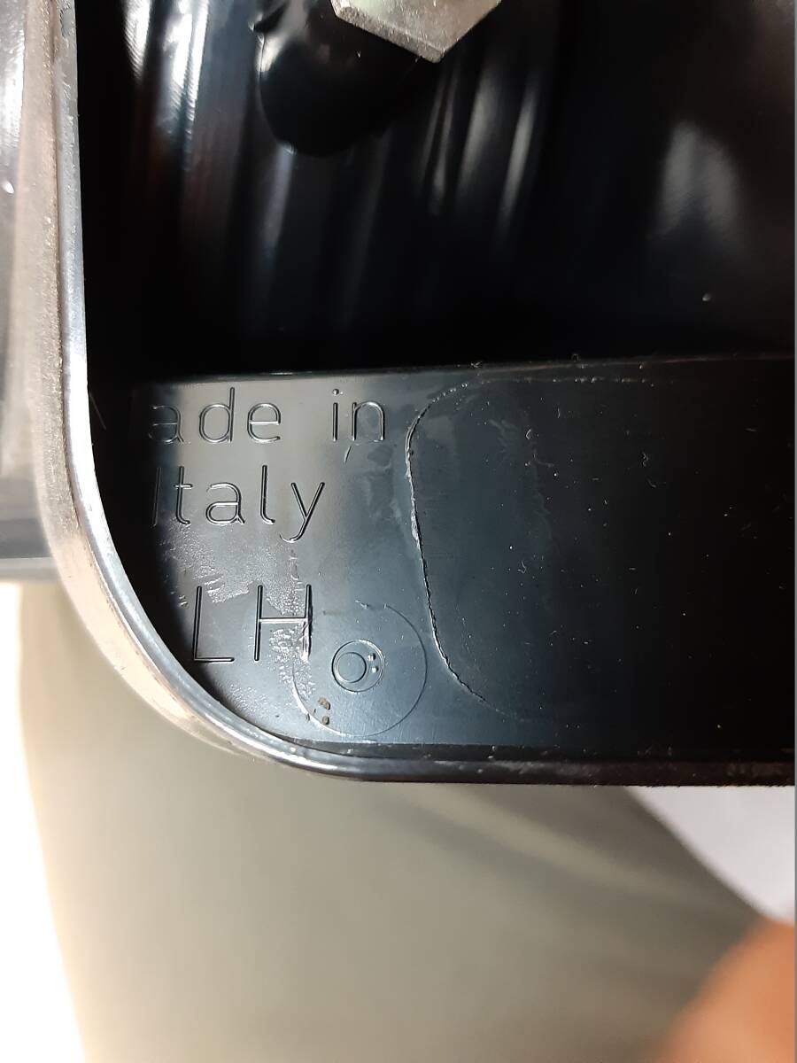 * Volvo оригинальный *V50 задний фонарь * левый и правый в комплекте оригинальный товар номер 30763509|30763510