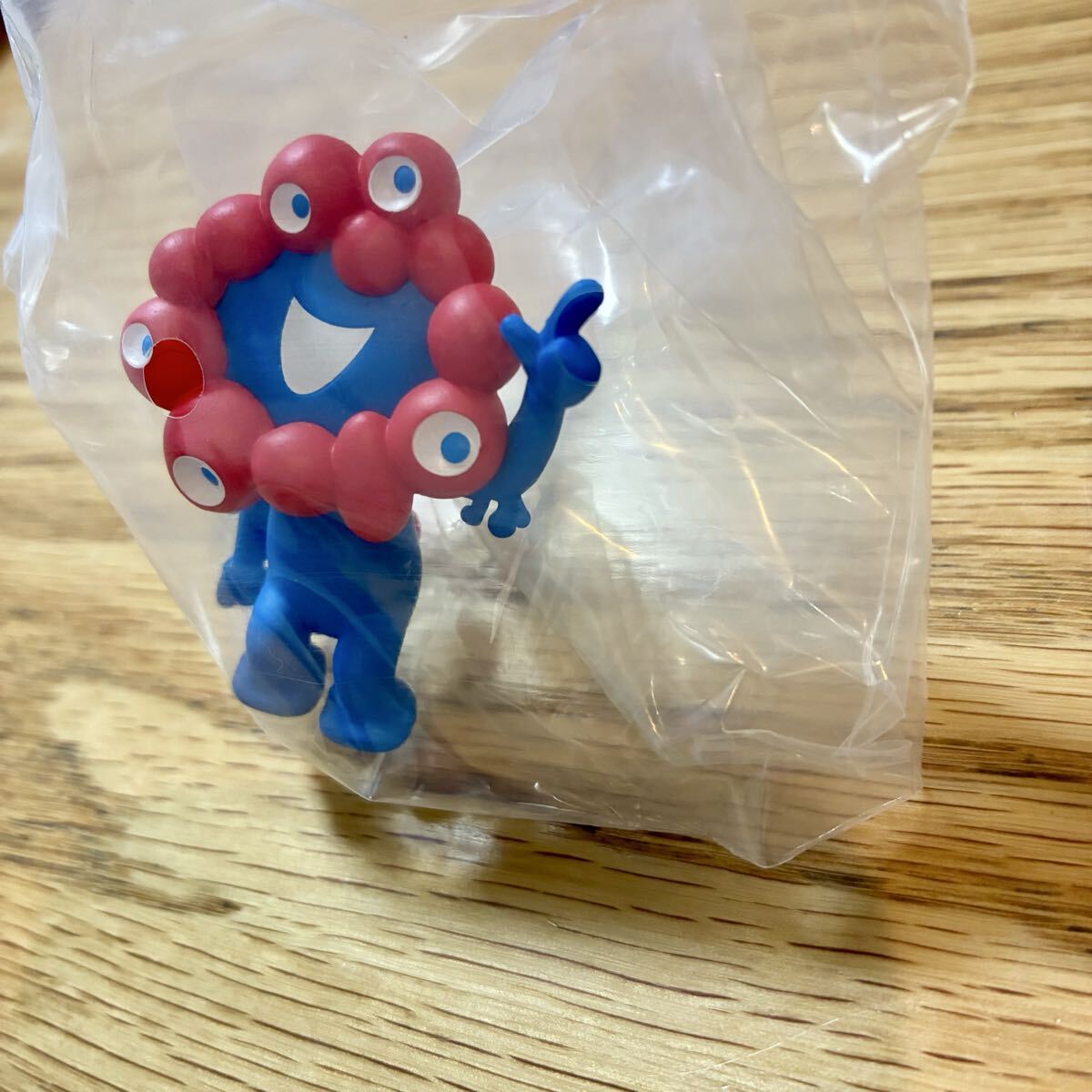 即決 新品 大阪関西万博 JR西日本限定 PUTITTO ミャクミャクとカモノハシのイコちゃん フチのり マスコット フィギュア EXPO2025 ガチャ_画像3