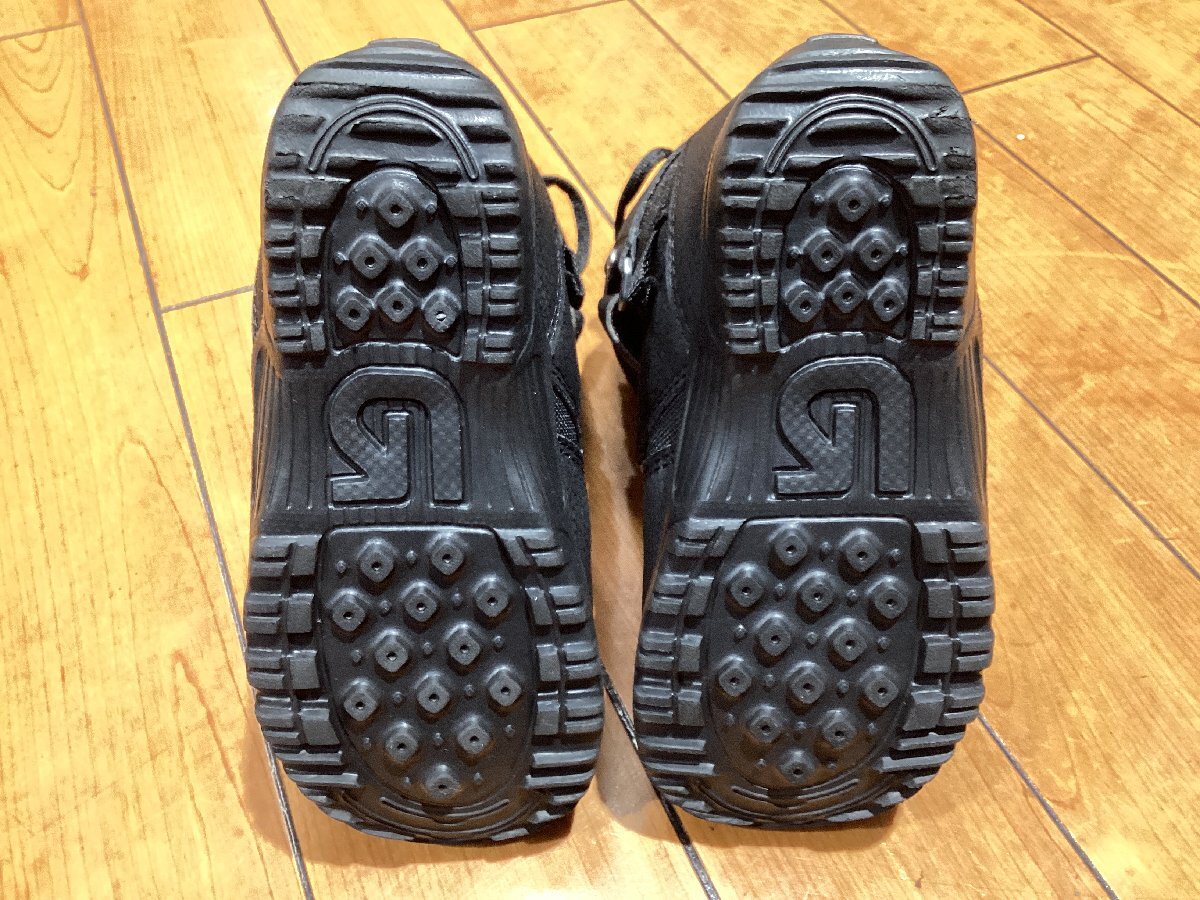 中古と新品 BURTONキッズスノボー３点セット 中古LT-R 90cm 新品GROM BLK Sサイズ 中古LEASE GROM BLK 17.5cm_画像8