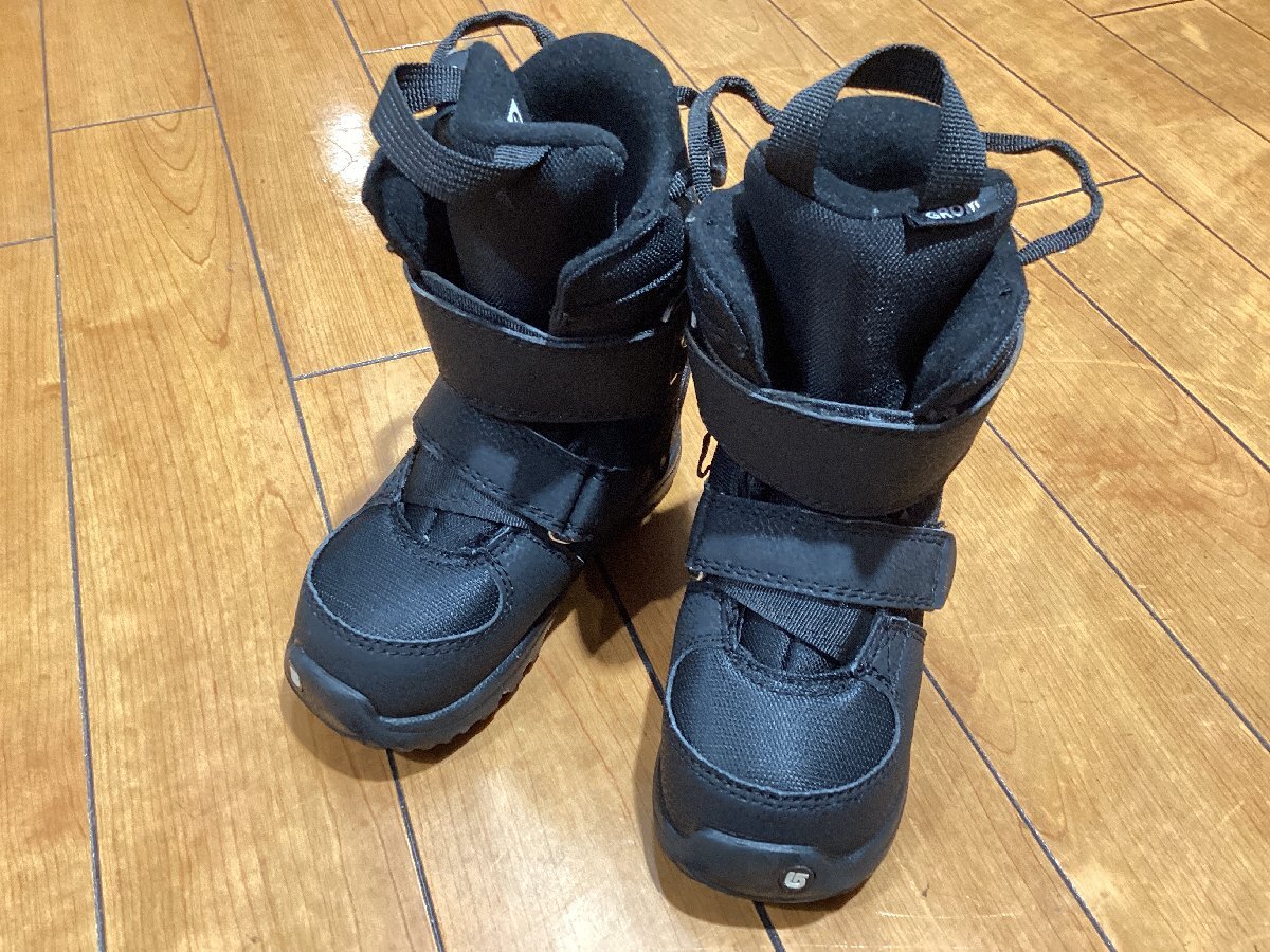 中古と新品 BURTONキッズスノボー３点セット 中古LT-R 90cm 新品GROM BLK Sサイズ 中古LEASE GROM BLK 17.5cm_画像7