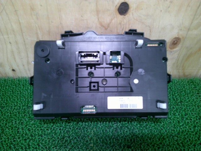 スペーシア 4AA-MK53S スピードメーター C2H 34101-72T60 34101-72T62_画像2