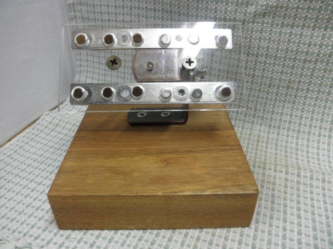 ★ 期間限定 特価 アレクサ Echo Show 5 卓上スタンド 下方モニター台 ウォールナット台 ハンドメイド品 ★_画像4