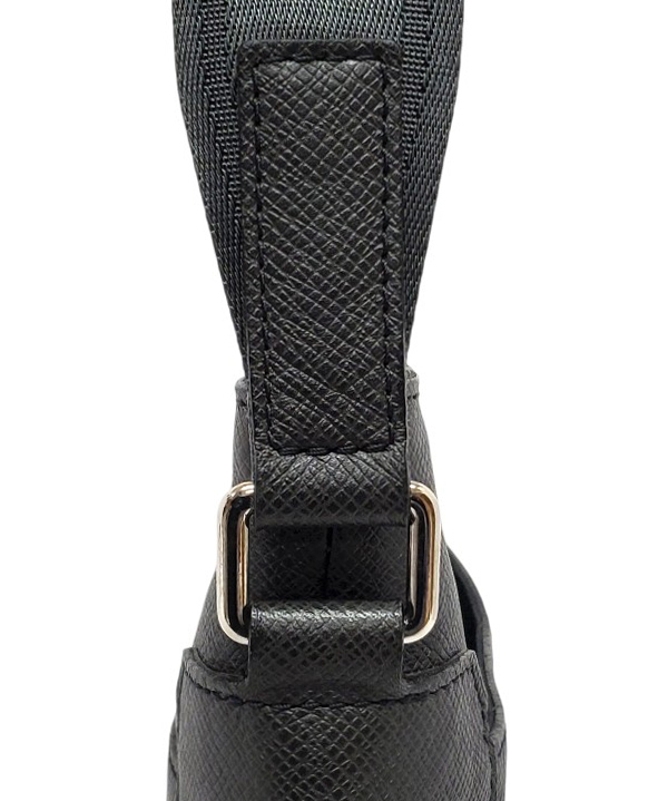 D2873◆極美品【ルイヴィトン】タイガ サシャ ショルダーバッグ◆サコッシュ 斜め掛け アルドワーズ 黒_画像10