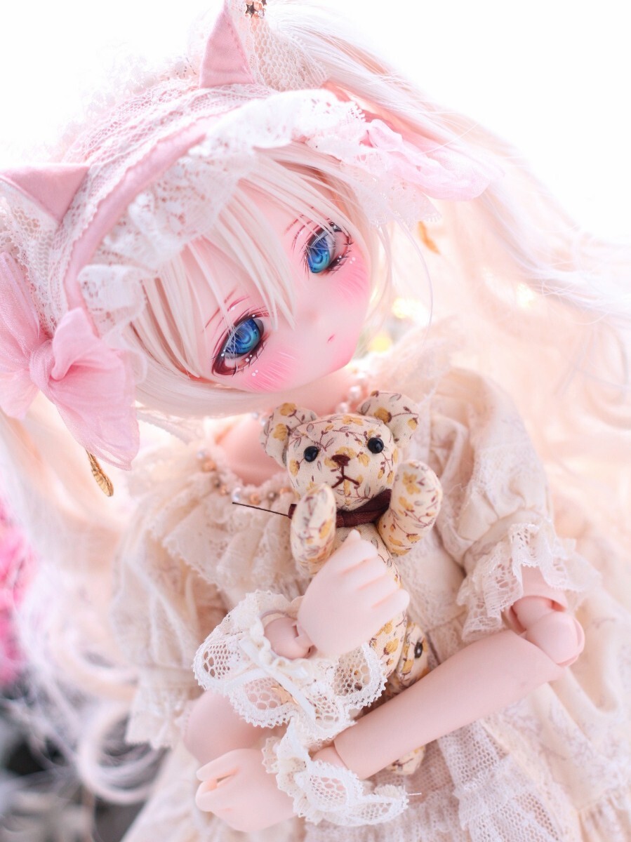 【シンティランテ】DDH-27 カスタムヘッド SW ソフビ盛り(難有り) + おまけ手描きアイ２組、ワンピース、カチューシャ