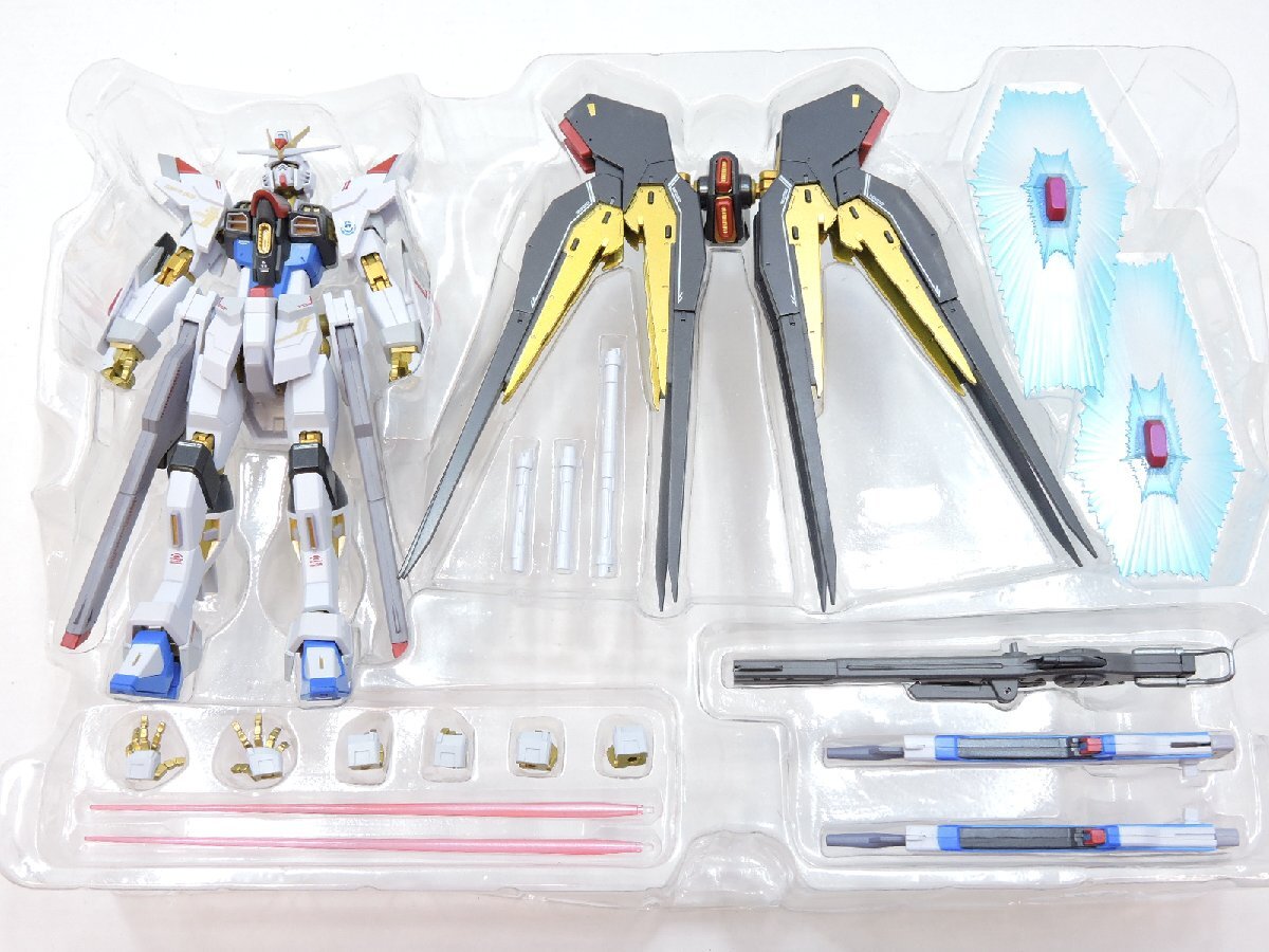  Bandai METAL ROBOT душа SIDE MS Mobile Suit Gundam SEED FREEDOM ZGMF/A-262B Strike freedom Gundam . тип б/у товар [B063I881]