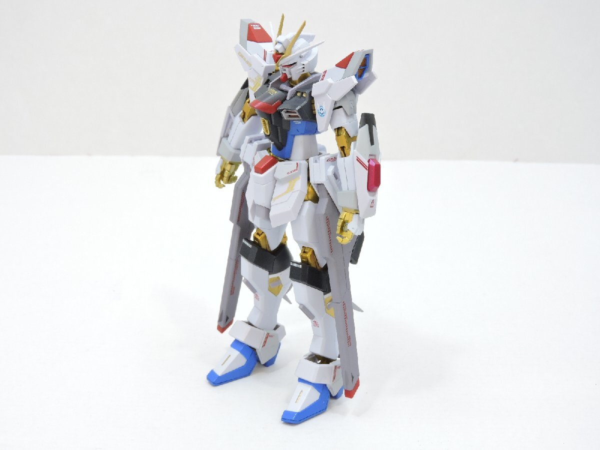  Bandai METAL ROBOT душа SIDE MS Mobile Suit Gundam SEED FREEDOM ZGMF/A-262B Strike freedom Gundam . тип б/у товар [B063I881]