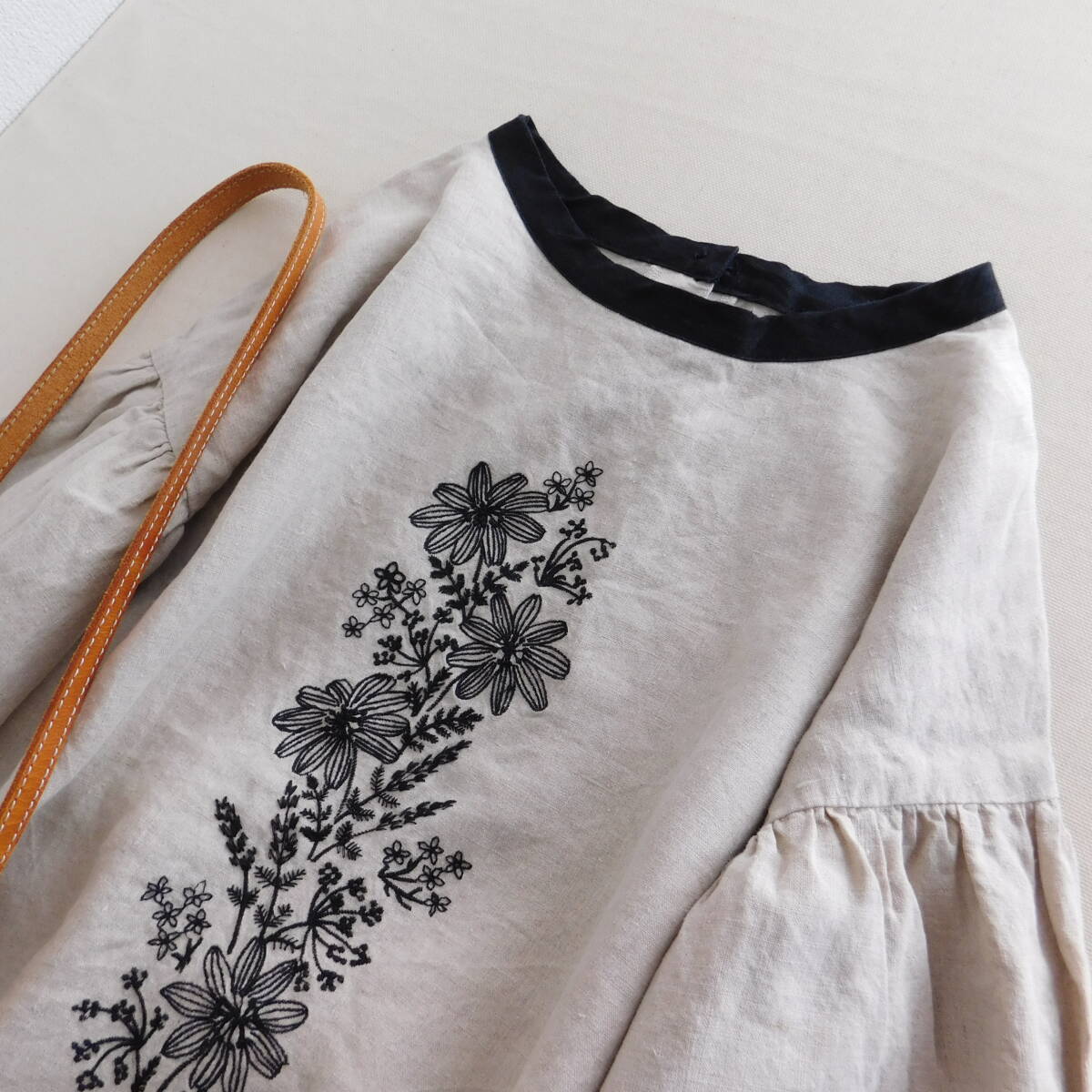 私の部屋★１回着★リネンブラウス★麻100★D814_画像2