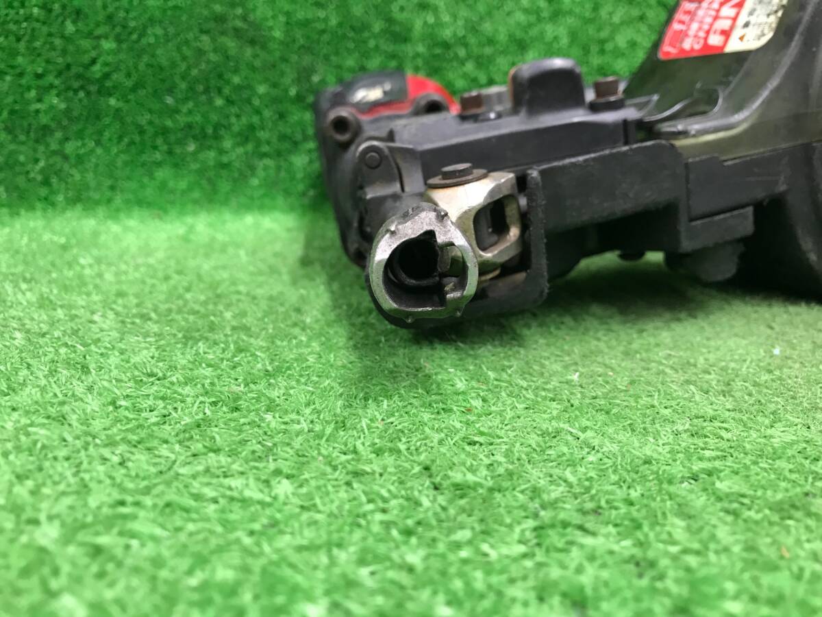 【中古品】★マキタ 50mm 高圧エア釘打機 エアダスタ付 AN531H　/　ITNV1KL6NKGK_画像2