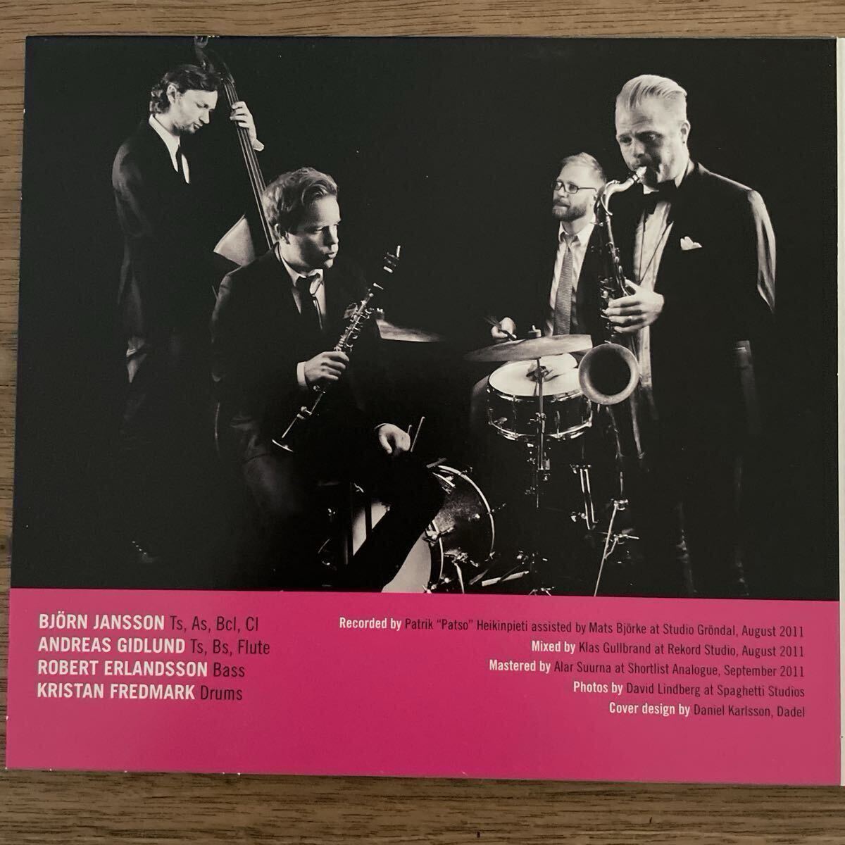 【レアマイナー貴重盤CD】HOT FOUR EAST 『Driftin』スウェーデン　自主制作盤　2011年録音　　入手難CD_画像3