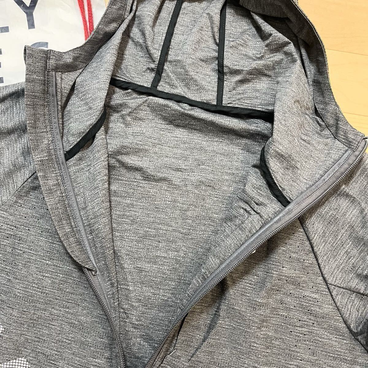 『新品未使用』★パーリーゲイツ ダブルジップパーカー フーディジャケット メンズ ★送料無料 正規品_画像3