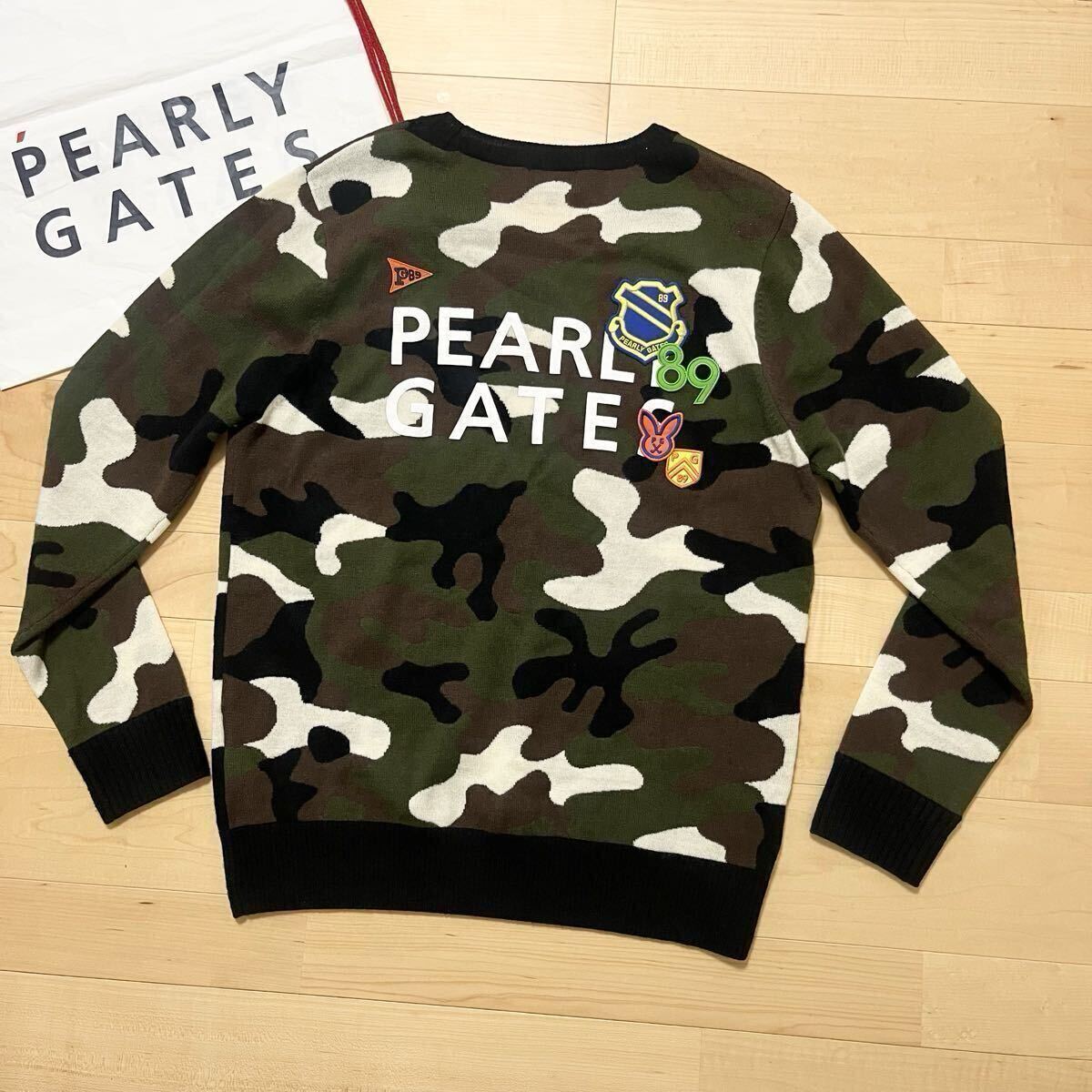 ★美品 パーリーゲイツ ワッペン カモフラニット セーター メンズ ★送料無料 正規品_画像1