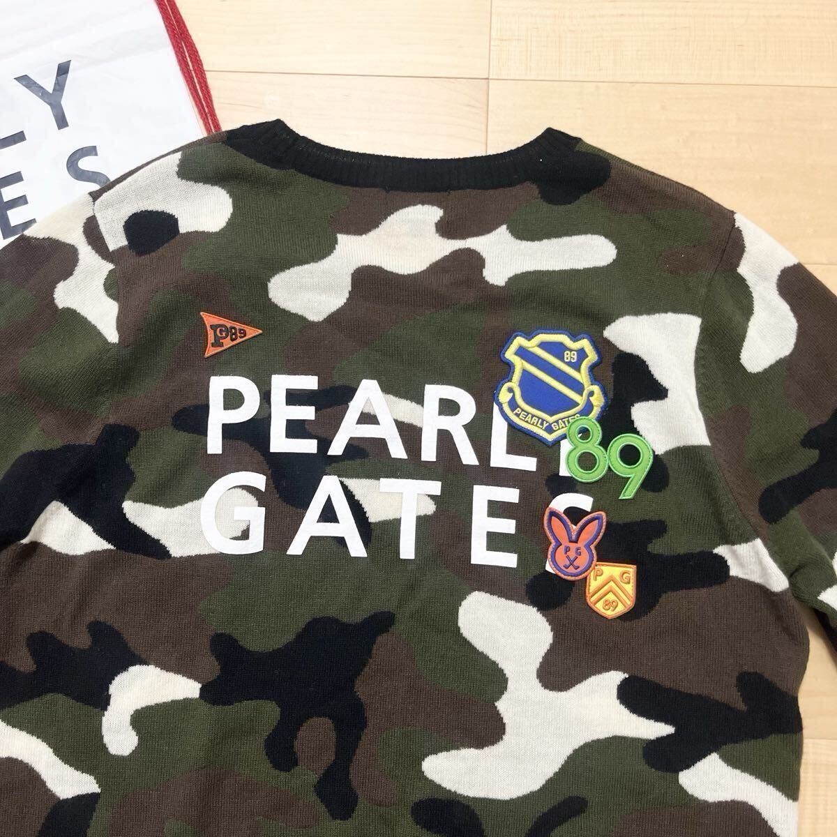 ★美品 パーリーゲイツ ワッペン カモフラニット セーター メンズ ★送料無料 正規品_画像2