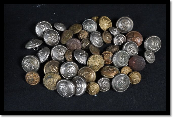 ボタン まとめて メタルボタン 錨デザイン 浪商 浪大 アンティーク ビンテージ ボタン45個_画像2