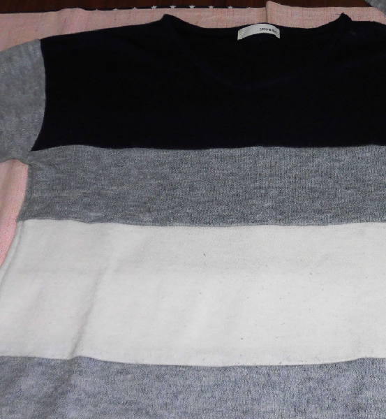 中古　SHOO・LA・RUEの長袖チュニック　Ｍ　紺・グレー・白_画像3