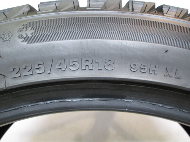 M3-150(送料無料/代引きOK)ランクE 中古 美品 バリ溝 225/45R18 GRIPMAX GRIPICEX 2024年 8分山 スタッドレス 1本のみ_画像8
