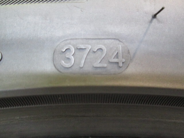 M3-150(送料無料/代引きOK)ランクE 中古 美品 バリ溝 225/45R18 GRIPMAX GRIPICEX 2024年 8分山 スタッドレス 1本のみ_画像10