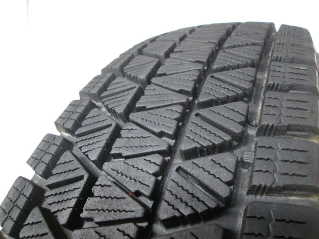 M3-156(送料無料/代引きOK)ランクE 中古 美品 バリ溝 175/80R15 BRIDGESTONE BLIZZAK DM-V3 2019年 9分山 スタッドレス 1本のみ_画像4