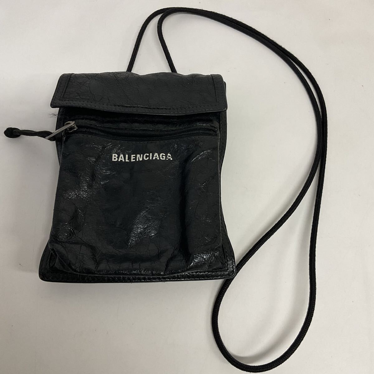 営KZ884-60◆ BALENCIAGA バレンシアガ エクスプローラー ブラック レザーミニショルダーバッグ 532298-1000 Y528147 _画像1