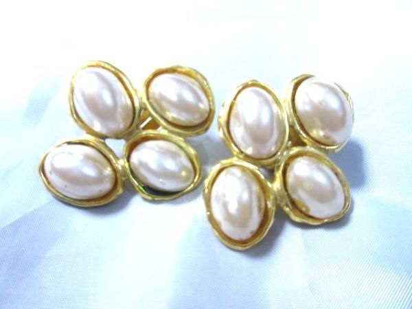 CHANEL シャネル 4P フェイクパール イヤリング バブル期 大ぶり ヴィンテージ 93P 幅 4cm ゴールドカラー 1563_画像1