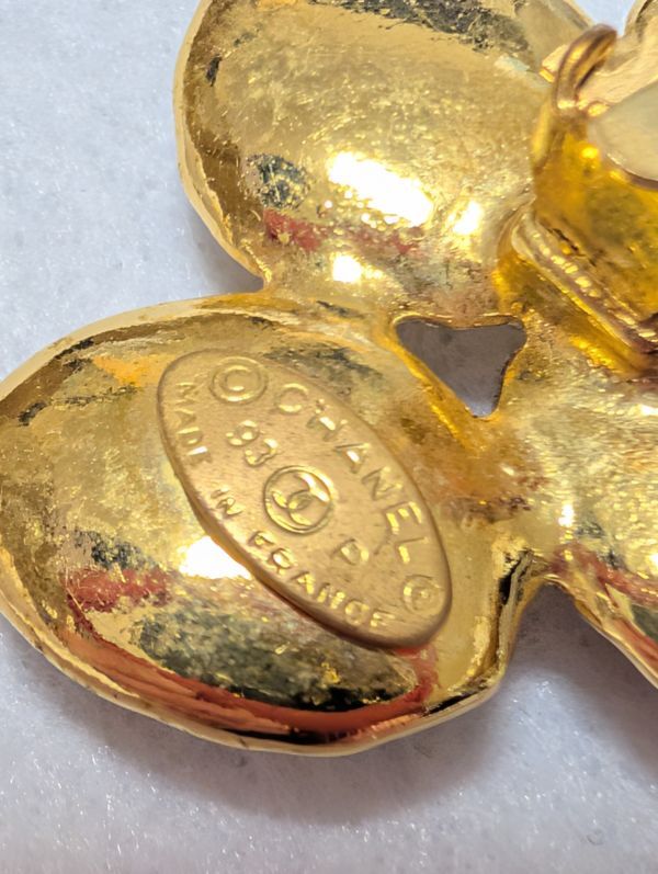 CHANEL シャネル 4P フェイクパール イヤリング バブル期 大ぶり ヴィンテージ 93P 幅 4cm ゴールドカラー 1563_画像5