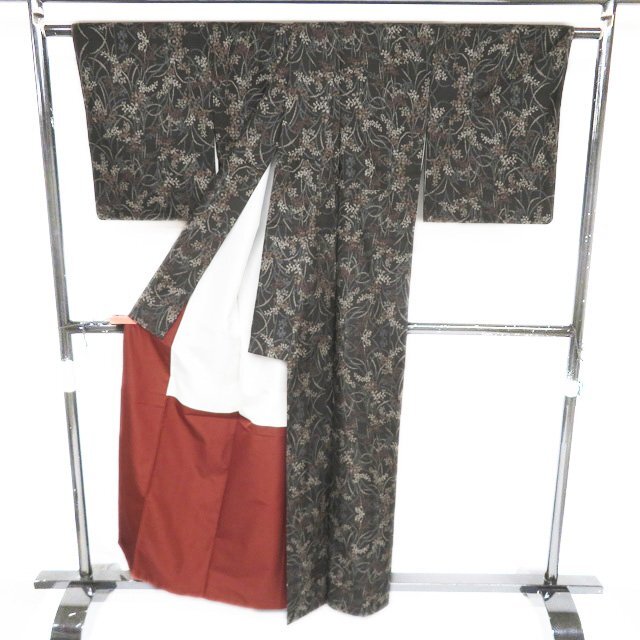 大島紬 着物 中古 正絹 袷 カジュアル 花模様 黒茶色 多色 身丈160cm 裄66cm M きもの北條 A1282-6_画像3