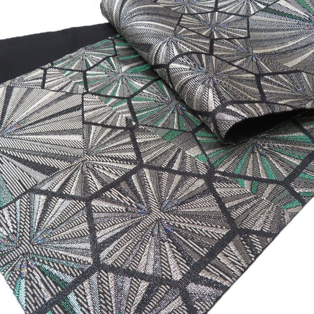 袋帯 未使用 正絹 セミフォーマル 仕立て上がり 六通 金華山織 幾何学模様 箔糸 黒色 緑系色 銀 きもの北條 A1286-16_画像7