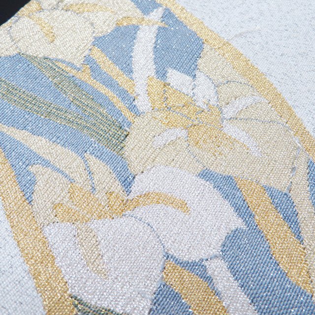 ★きもの北條★ 明綴れ　束ね熨斗に花と蝶の図　箔糸　銀通し　六通　仕立て上がり　中古　正絹　袋帯　T807-17_画像4