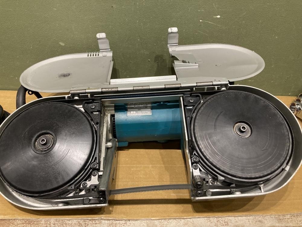 021■おすすめ品■makita マキタ ポータブルバンドソー 2107F コード修繕あり