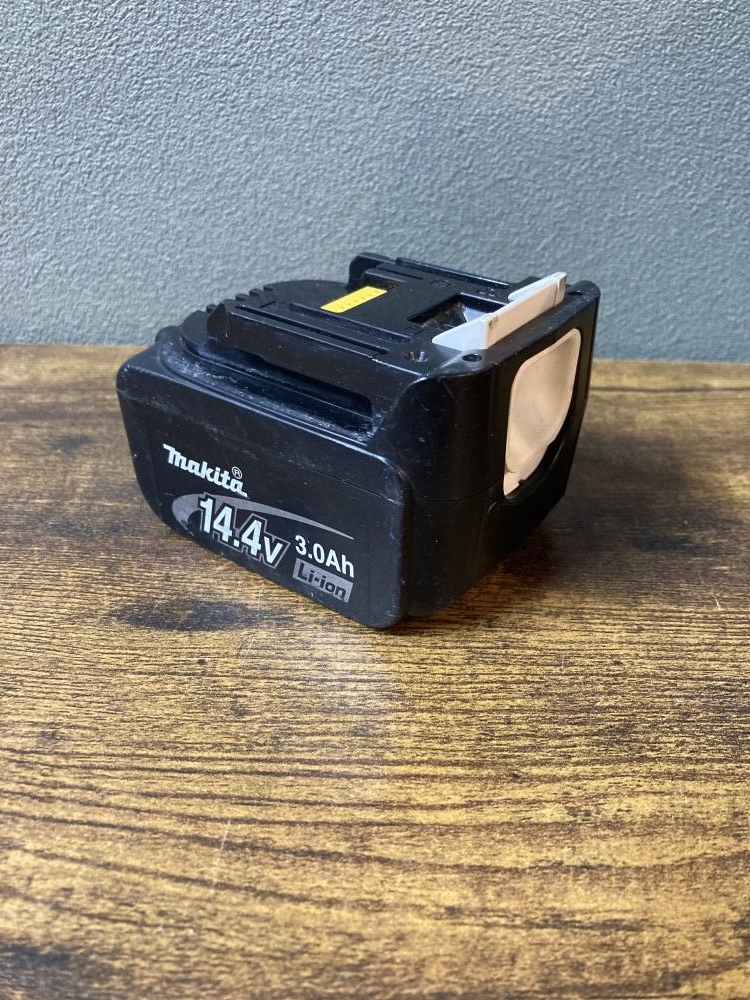 025♪おすすめ品♪マキタ バッテリ BL1430 充電回数47回・旧型・充電通電確認済_画像4