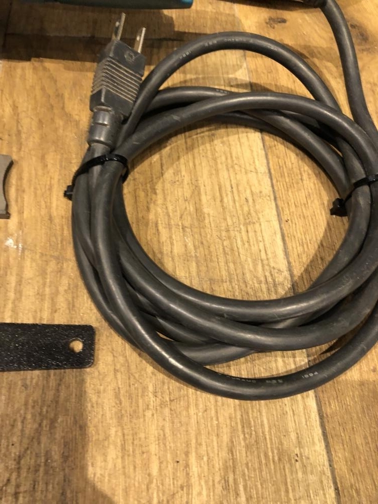 001?おすすめ品?マキタ makita ジョイントカッタ 3901 ケース付屬