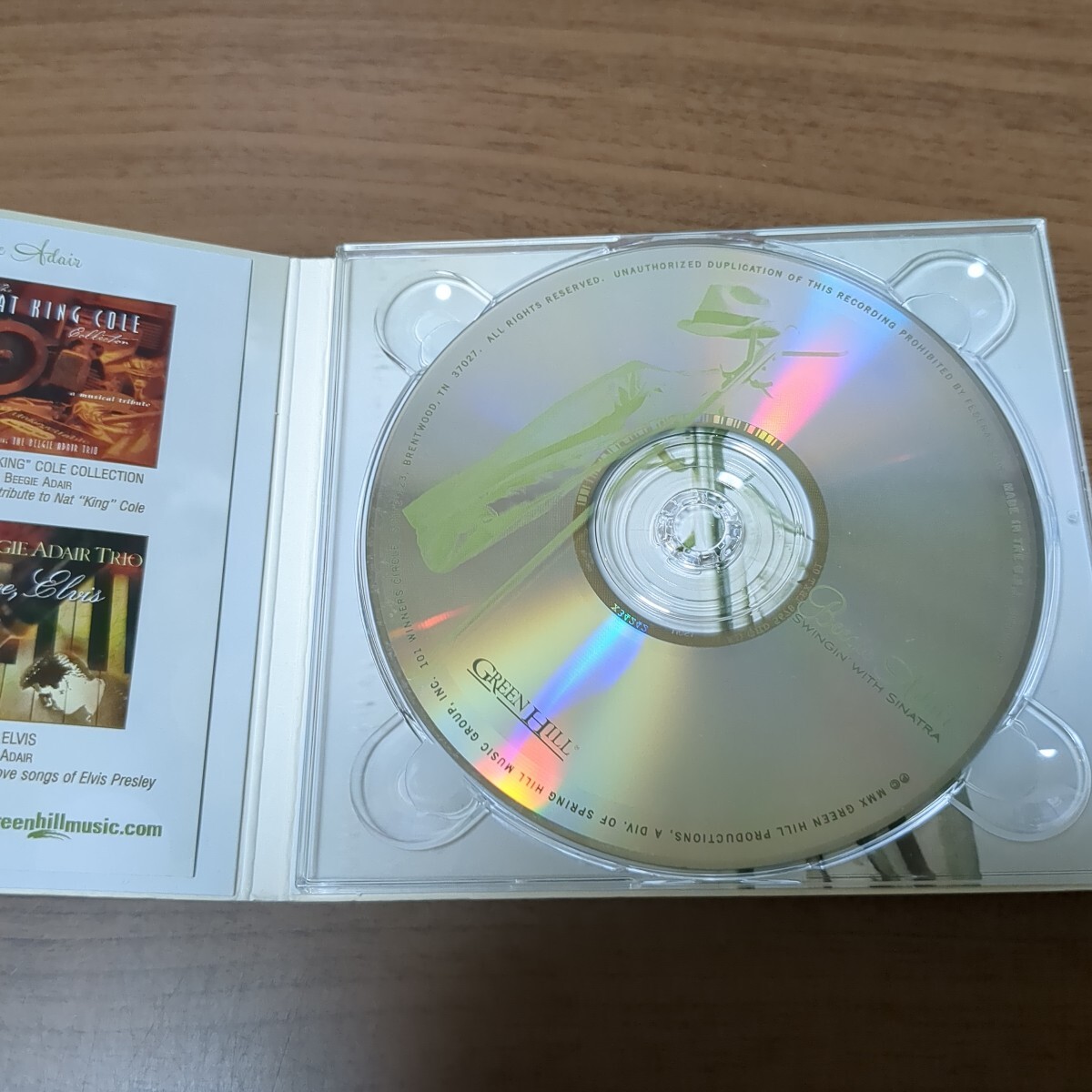 ビージーアデール BEEGIE ADAIR SWING WITH SINATRA_画像3