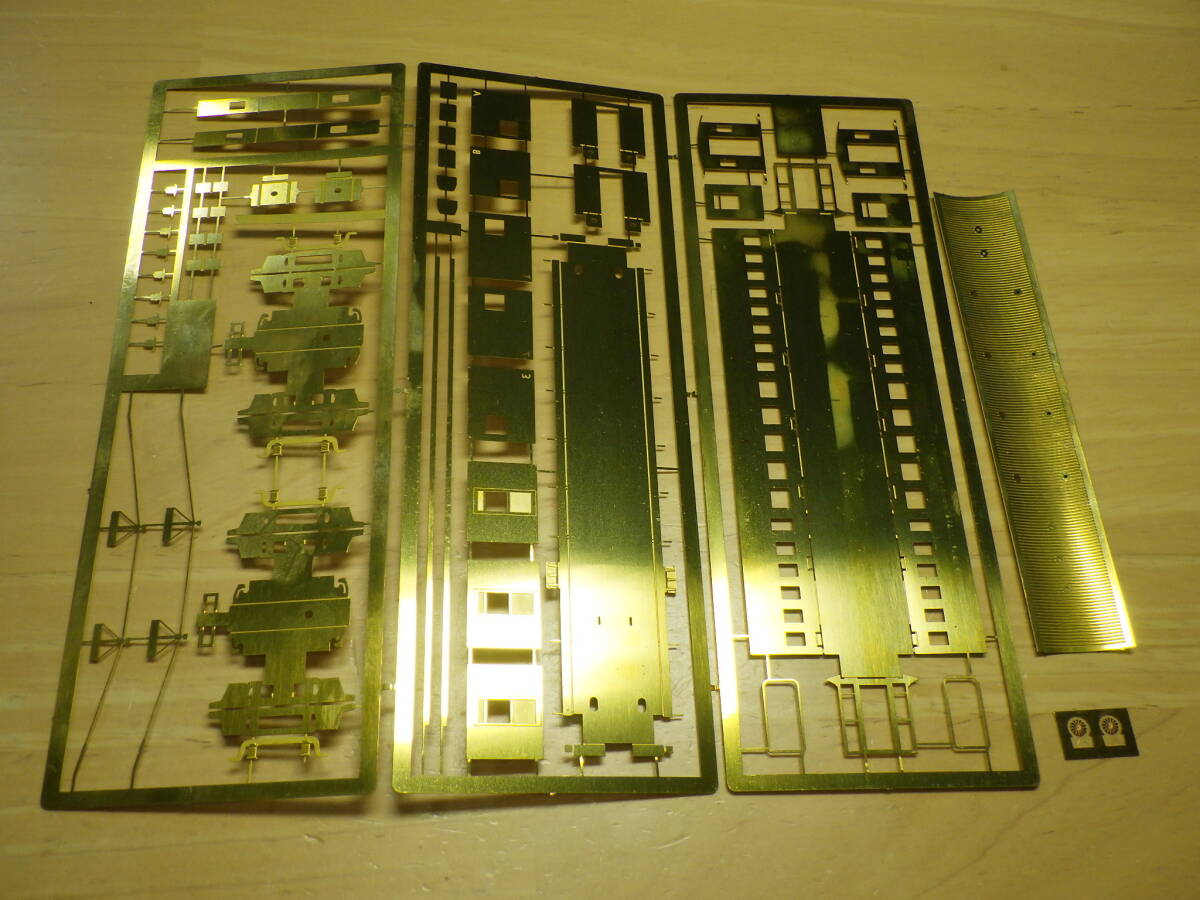 ジャンク No.7　メーカー不明　金属キット　5号御料車　　お召列車　　旧型客車　　　　国鉄　JR　旧型客車　　御料車　_画像7