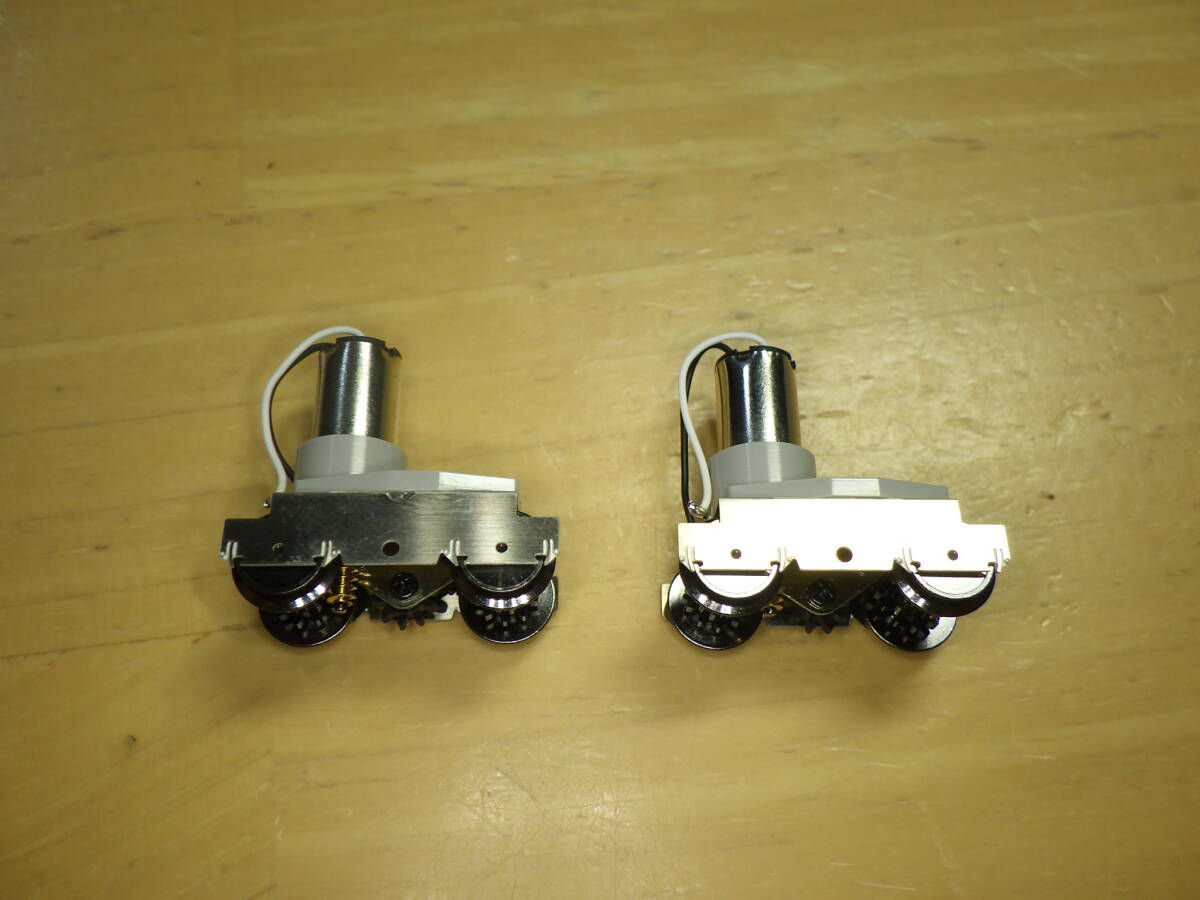 No.23 ワールド工芸 キヤ97用 Nゲージ モーター付き動力台車 動作確認済み 2個 キヤ97 HOナロー 9mm_画像3