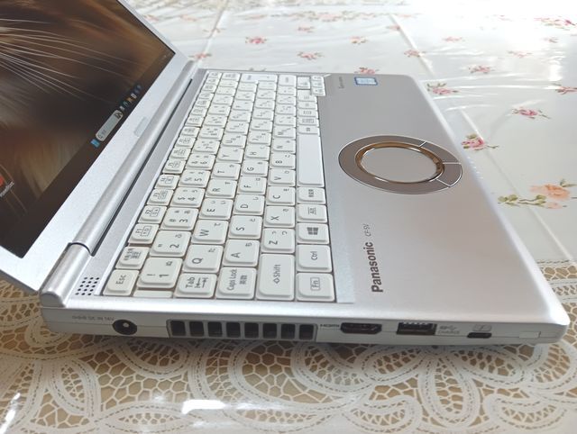 ★工場(chǎng)出荷狀態(tài)＋ほぼ美品＋Windows11＋アプリ★ Panasonic Let's note CF-SV8 Core i5/8GB/SSD256GB/Windows11 Pro/Office2024 NO.1008