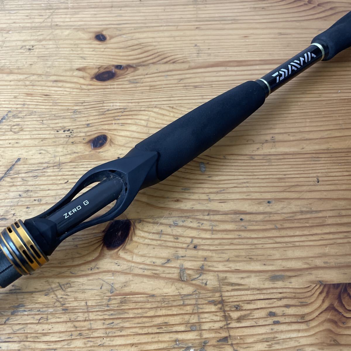 UTT494 ダイワ バス釣り ロッド タトゥーラ 6101MHFB-K 竿 _画像4