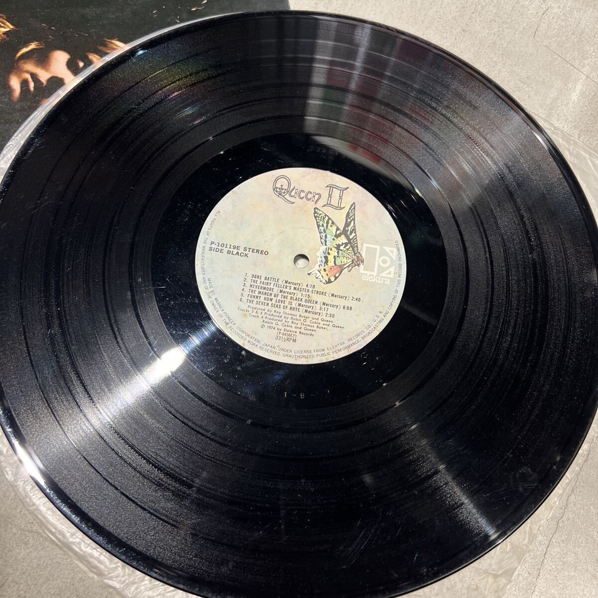 【アナログ盤】レア/国内盤/帯付/Queen/クイーン/Queen II/クイーン II /ホワイト・クイーンとブラック・クイーンの啓示/レコード/P-10119E_画像9