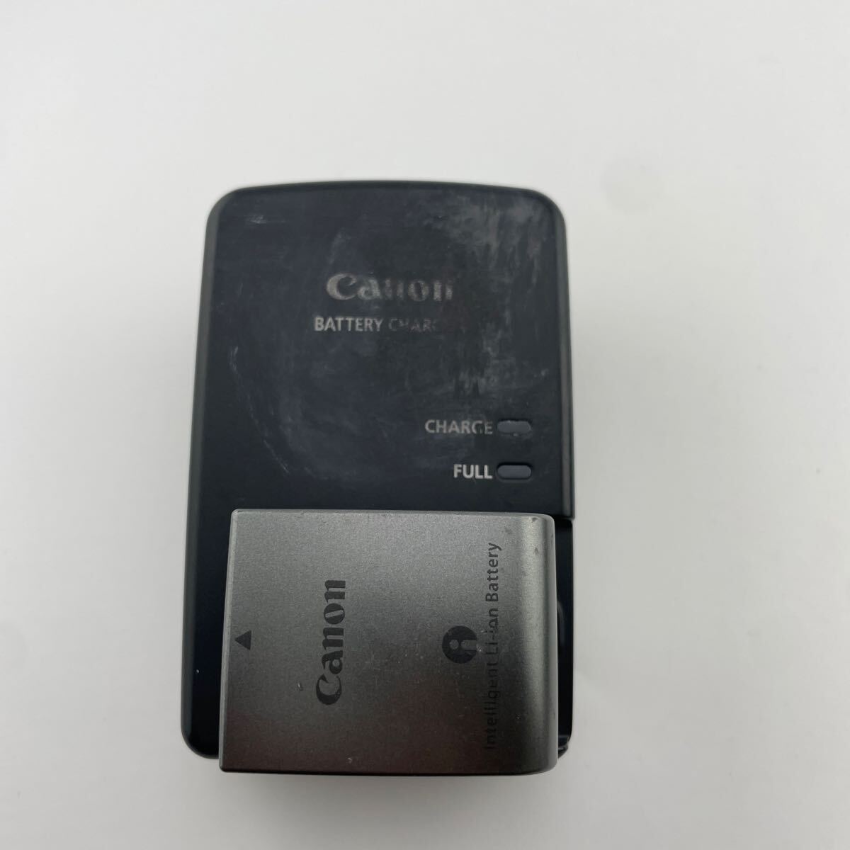 2個セット【動作確認済】追跡付発送　送料無料　返金保証　バッテリー 電池パック　充電器　純正 Canon/キャノン CG-800/BP-809_画像2