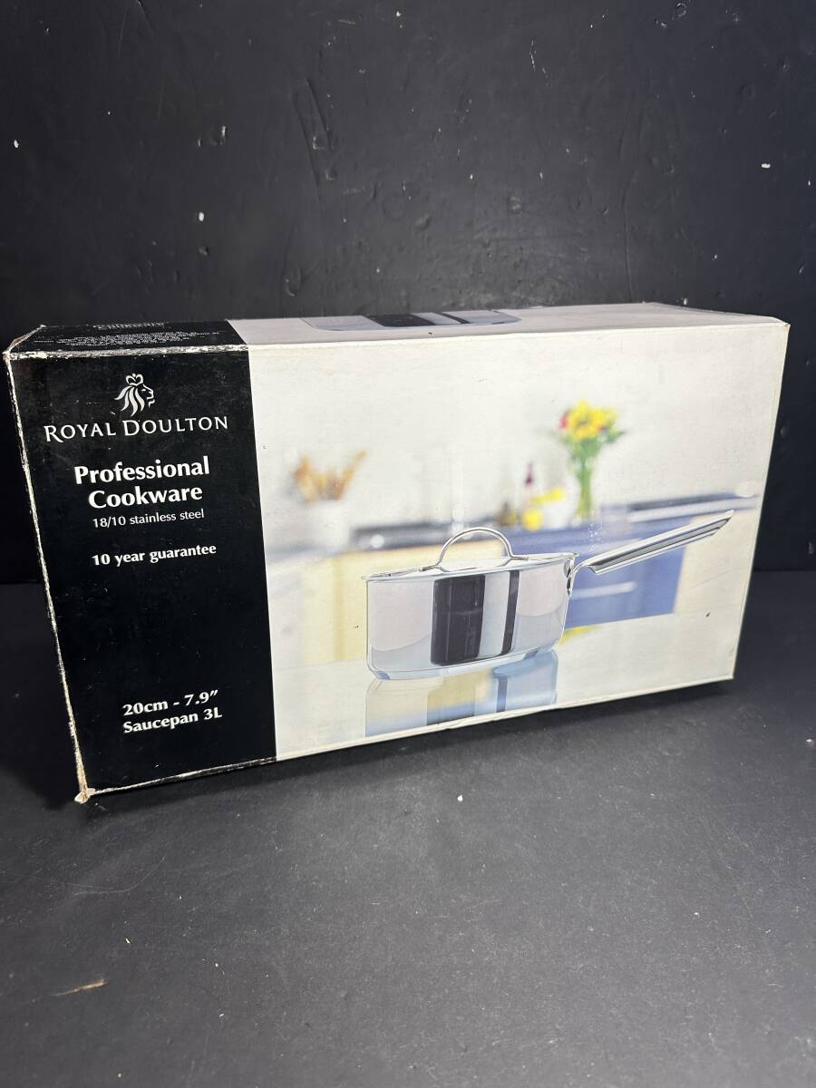 ★格安出品！！ 当時物 現状品 ROYAL DOULTON ロイヤルドルトン 18/10ステンレス 片手鍋 20㎝ 3L 調理器具 箱付き 雑貨 蓋付き KZ731_画像8
