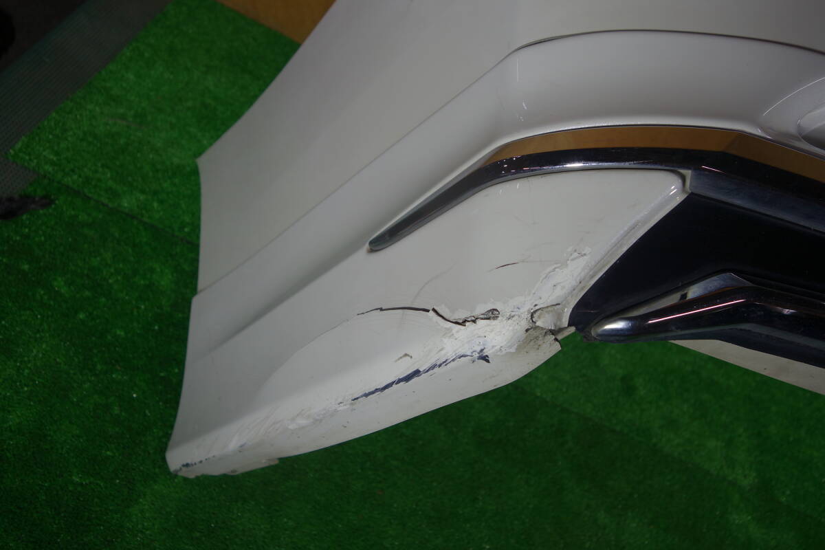 21233　30 アルファード X/G　ヴェルファイア V/X リアバンパー ＋ モデリスタ 070 パール 要補修 52159-58160_画像4