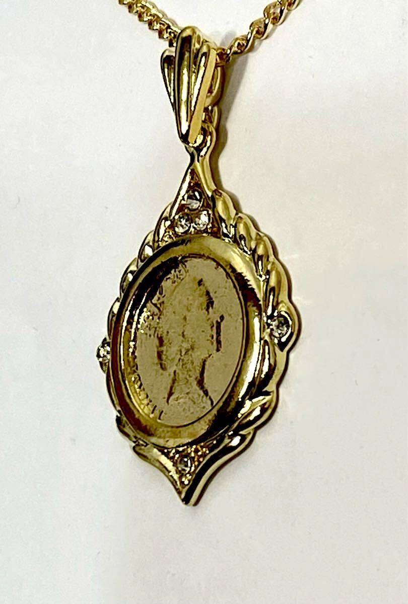 E-2 倉庫在庫処分！ エリザベスコイン ペンダント ネックレス レプリカ 新品未使用品_画像3