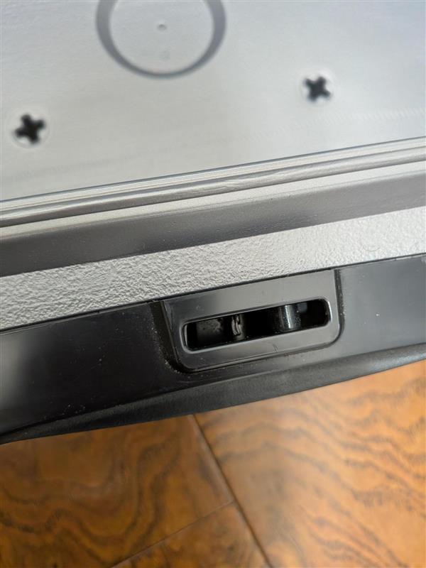 #996　ジャンク　蓋開かず　Sentry Safe H2100　耐火金庫　セントリーファイヤーセーフ_画像5