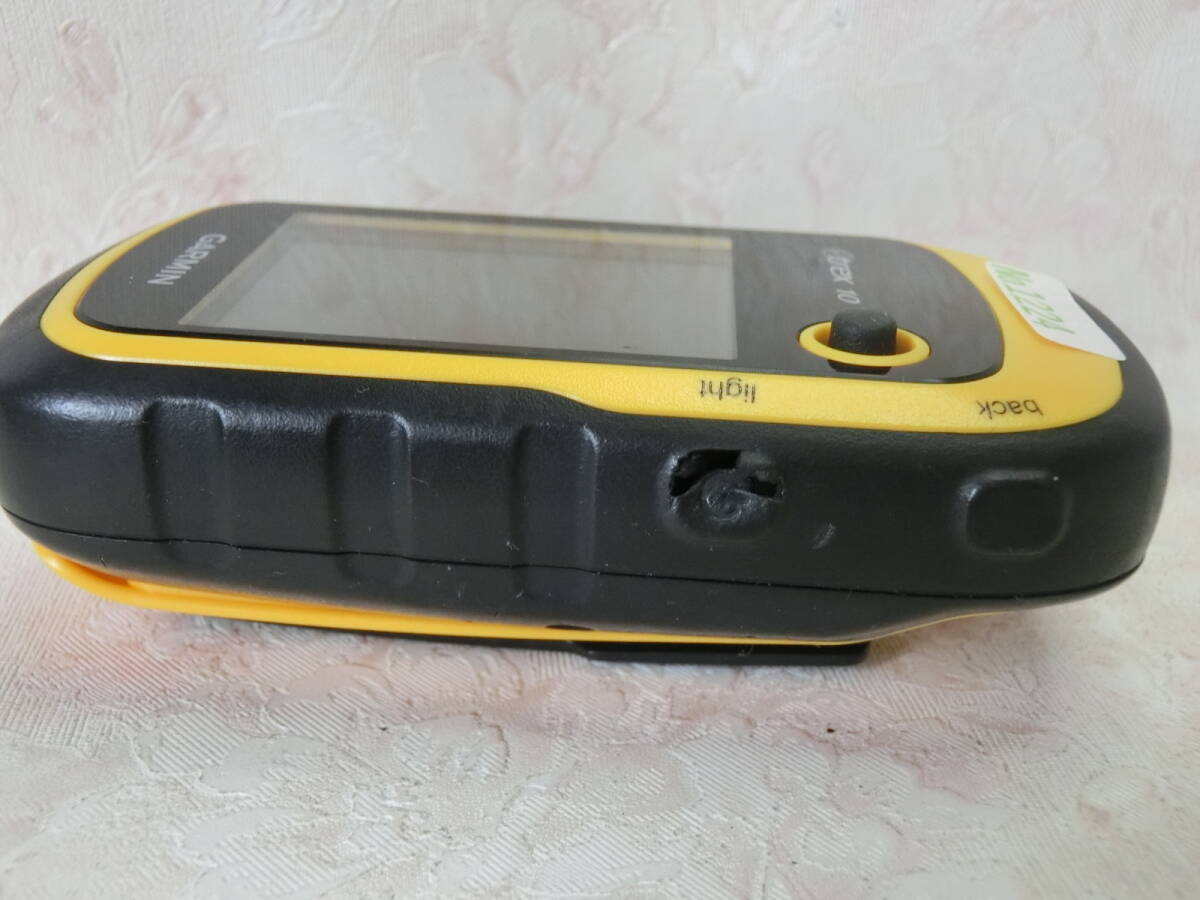 【中古品】GARMIN eTrex 10J トレッキング 登山 ハンディGPS(動作品/ボタン部分ゴム破損あり)1224_画像3