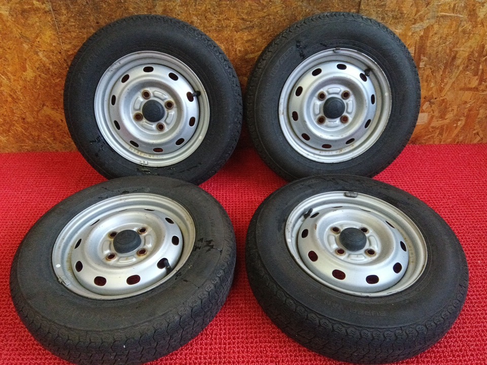 溝有 ヨコハマ SUPERVAN 356 145/80R12 80/78N LT ダイハツホイールセット ハイゼットに 売切!!_画像1