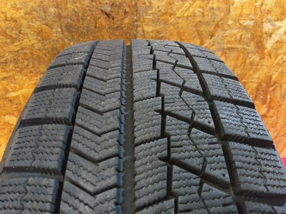 バリ溝 ブリヂストン ブリザックVRX 185/60R15 VW純正ホイールセット ポロ等 流用にも 売切!!_画像5
