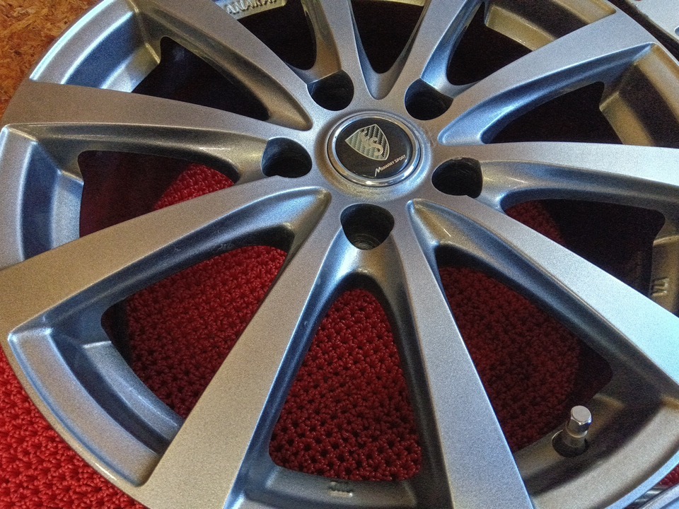 社外 マナレイ ES 17インチ 7J 5H/114.3 ホイール4本セット スタッドレス用等に 中古 売切!!_画像4