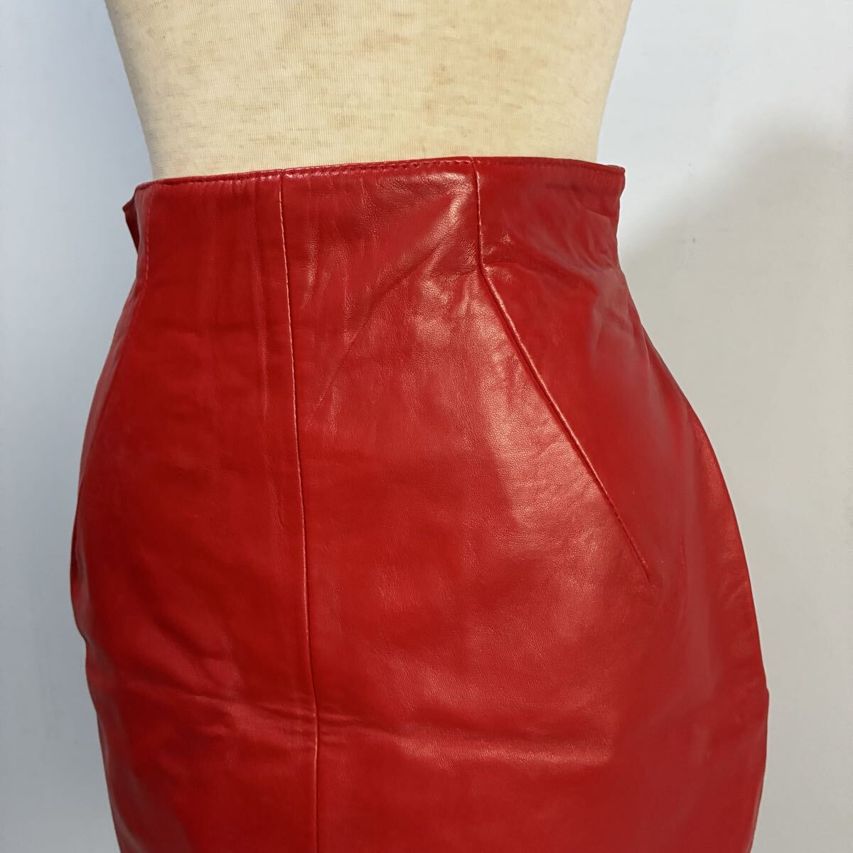 NORTH BEACH LEATHER USA製 アメリカ製 レザースカート 本革 リアルレザースカート ミニスカート 赤色 上質 希少【送料一律/同梱可能】W_画像2