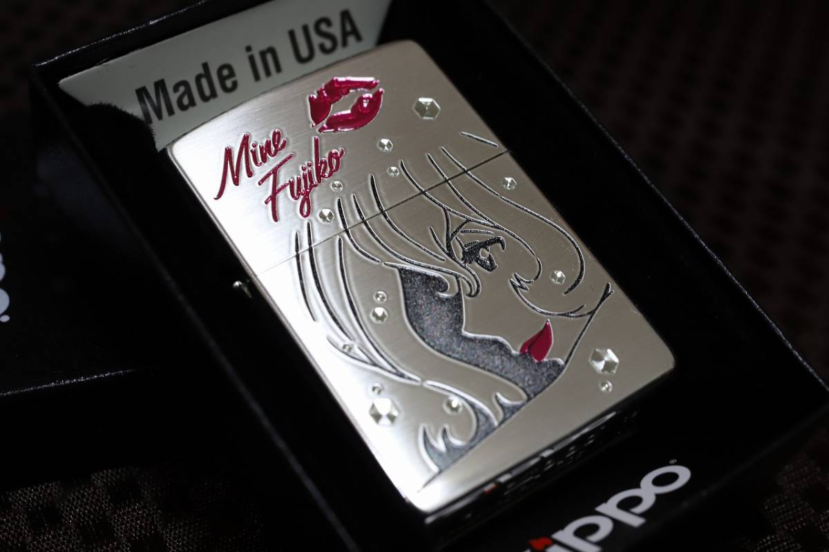 峰不二子 ルパン三世 ZIPPO ジッポーライター 彫り加工 2面加工 セクシーで おしゃれな ジッポ です アフターシャワー 美しいジッポの画像4