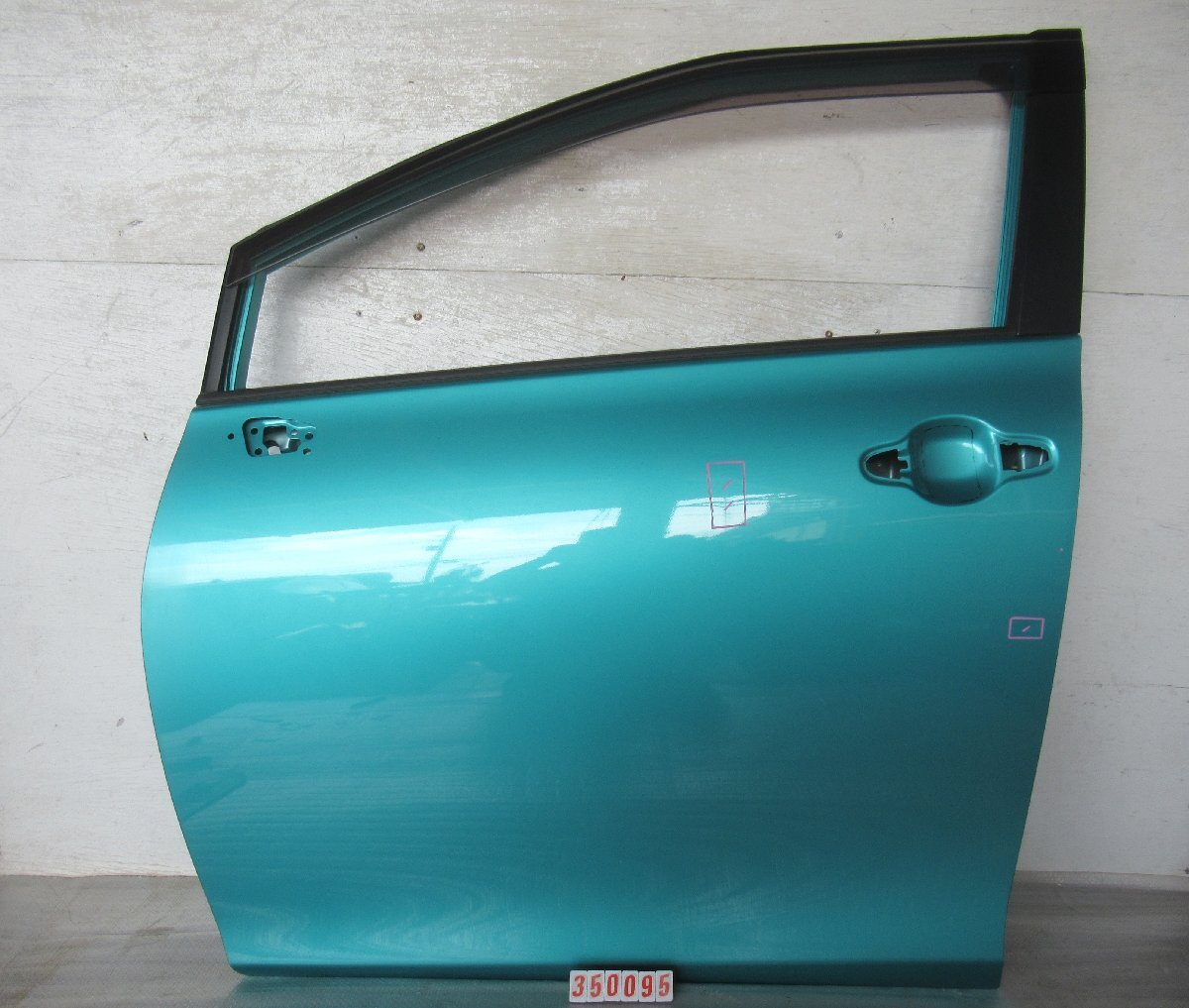 K.350095◇NSP170G/NSP172G/NCP175G/NHP170G【6W9】シエンタ/ハイブリッド 純正 左フロントドア 67002-52610◇2F-3下_画像1
