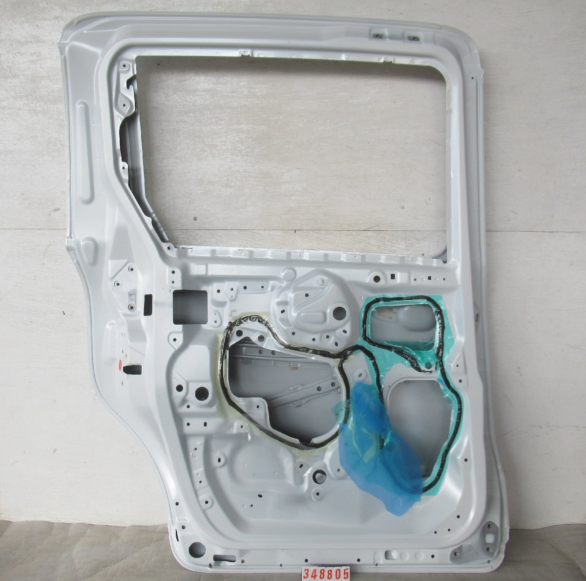 K.348805◇MXPC10G/MXPL10G/MXPL15G シエンタ/ハイブリッド 純正 左スライドドア/左リアドア ■パワースライド用◇2F-1下_画像7