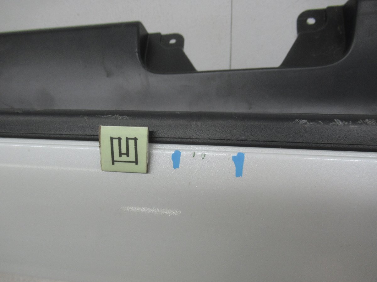 K.116562◇TRH200系/KDH200系/GDH200系 ハイエース/レジアスエース 【標準ボディー用】純正 リアバンパー 52159-26300◇R-74_画像4